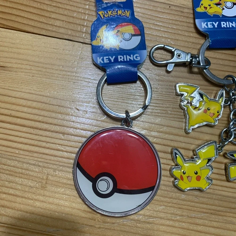 Nintendo Pokemon Pikachu Poke Ball Enamel Key Ring Set 2016 FAB‎ NY New
